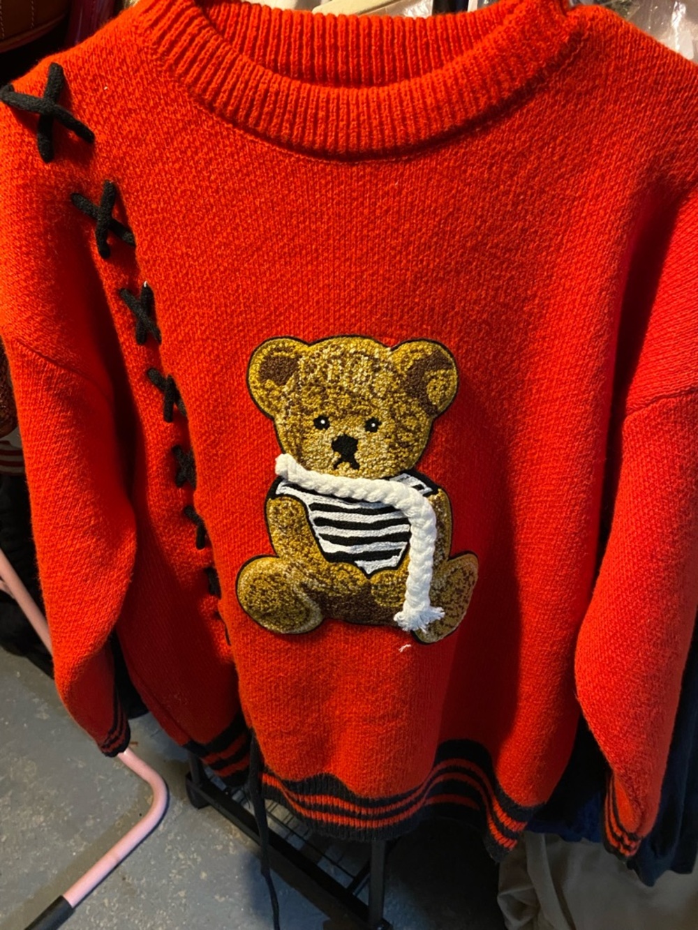 BNWT Red Teddy Bear Patch Knit Embroidered Sweater Medium